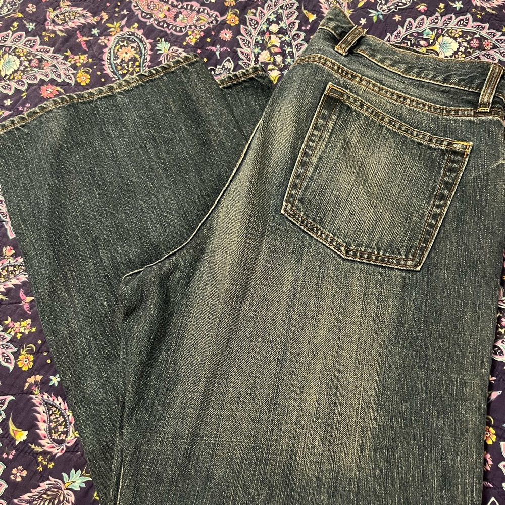 Gap Men's Classic Loose Fit Mid Wash Denim Jeans 38 x 30